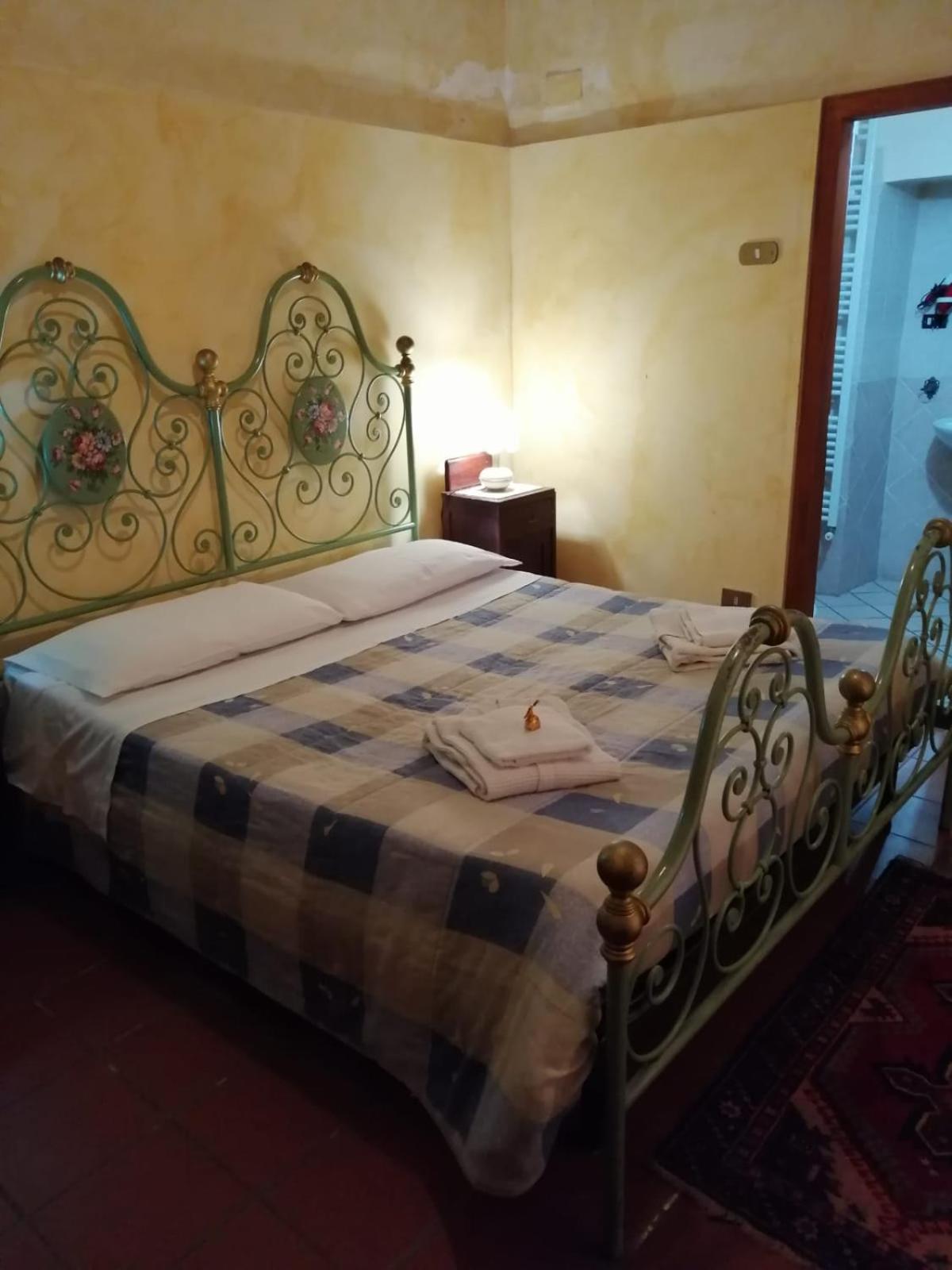 Bed and Breakfast Old Garden Козенца Экстерьер фото